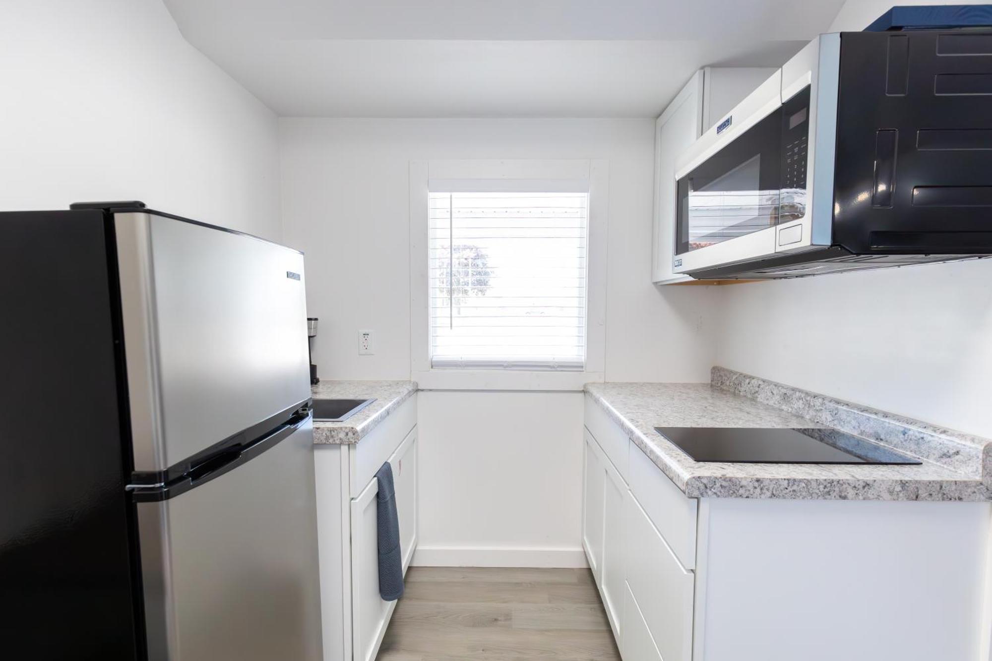Anchor Bay Inn And Suites Sandusky Δωμάτιο φωτογραφία