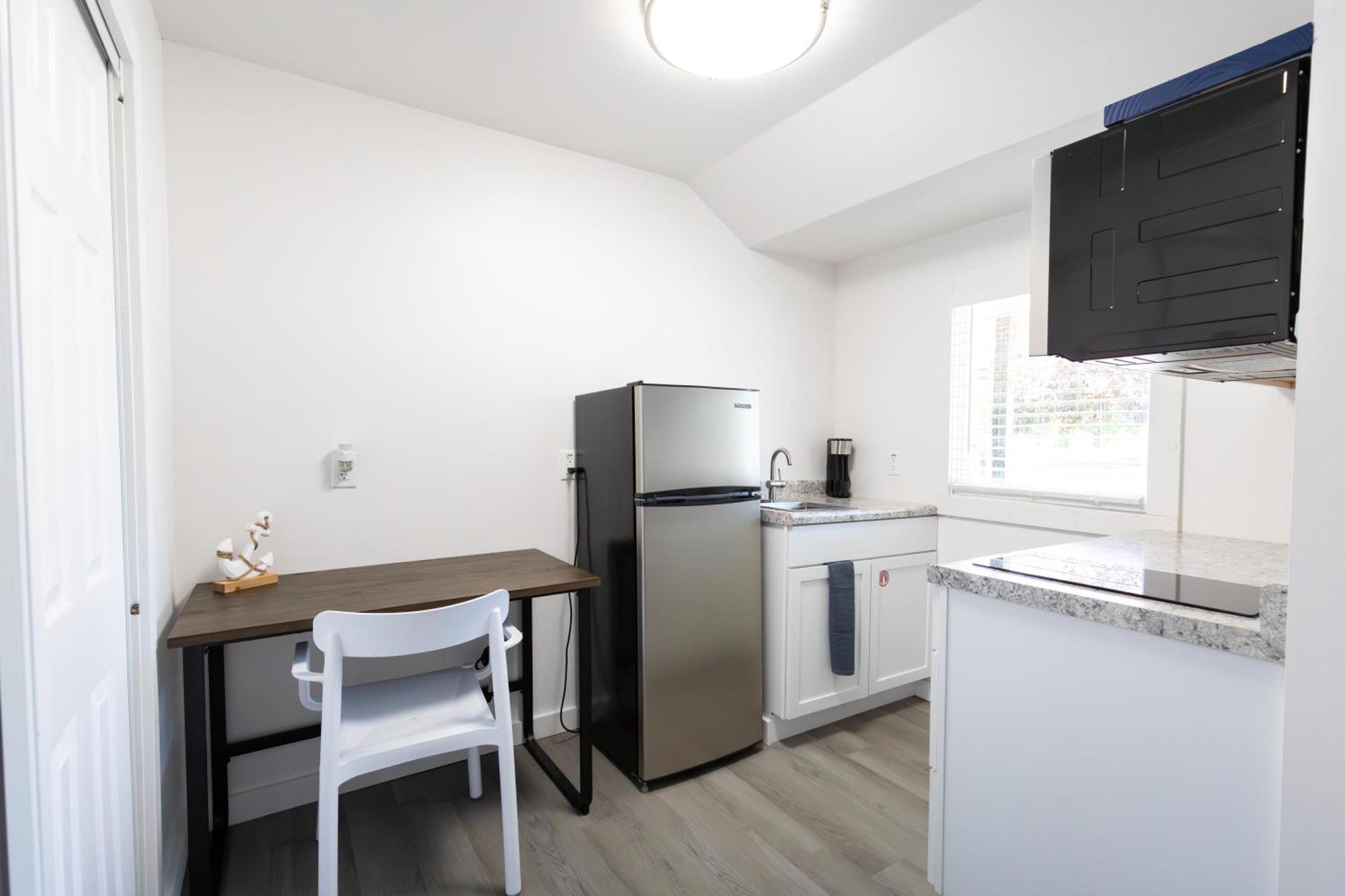 Anchor Bay Inn And Suites Sandusky Δωμάτιο φωτογραφία
