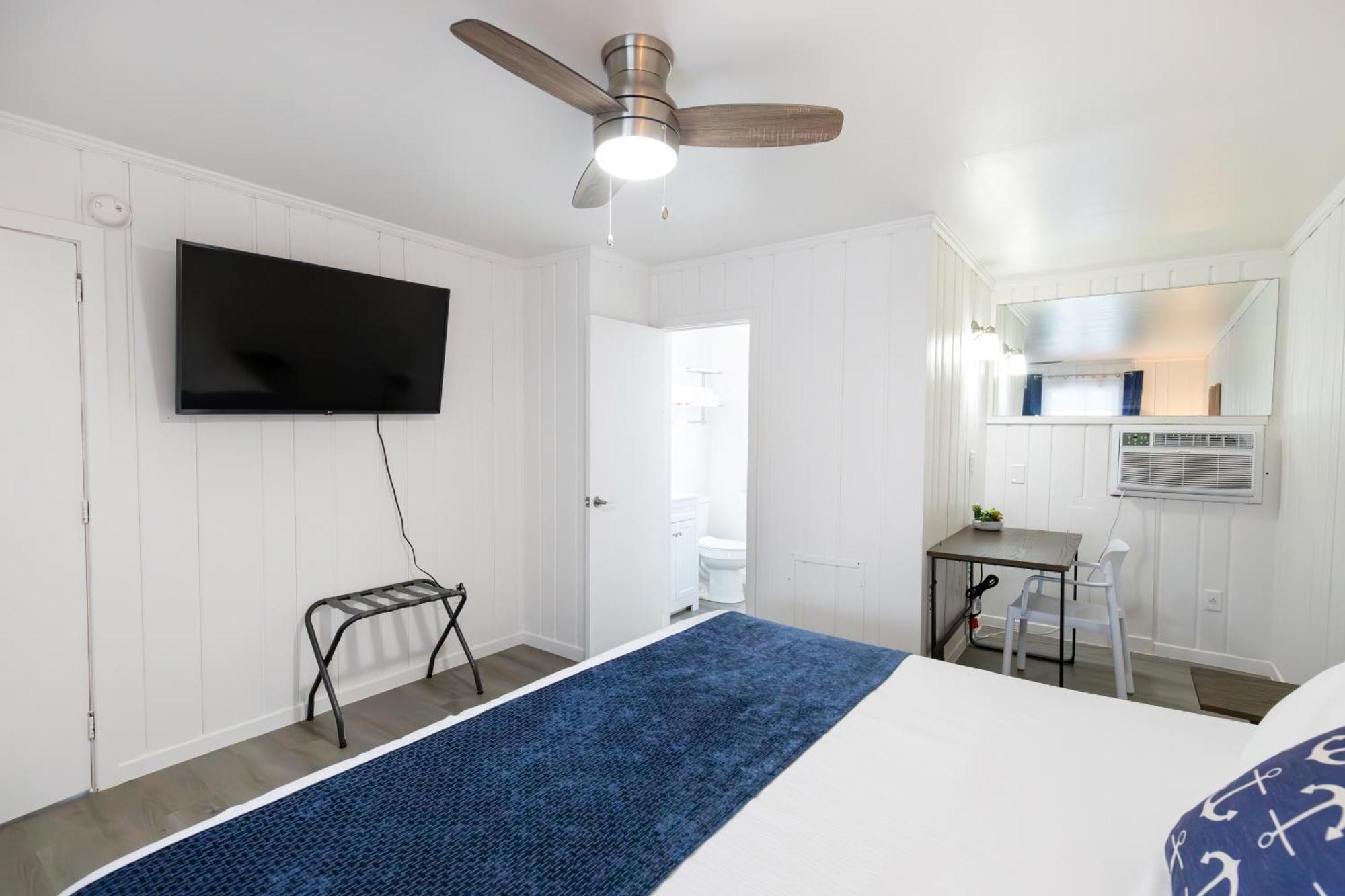 Anchor Bay Inn And Suites Sandusky Δωμάτιο φωτογραφία